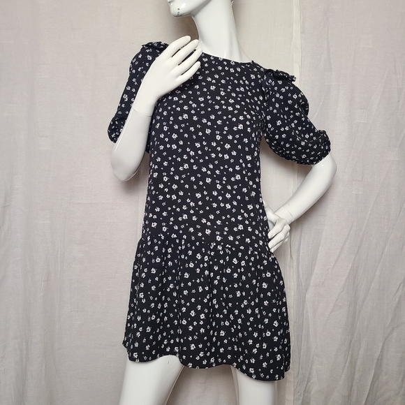 H&M Divided Women's Black White Ditsy Floral Ruffle Sleeve Summer Mini Dress - Picture 2 of 16